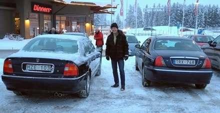 Tv� Rover, tre trogna medlemmar kom.